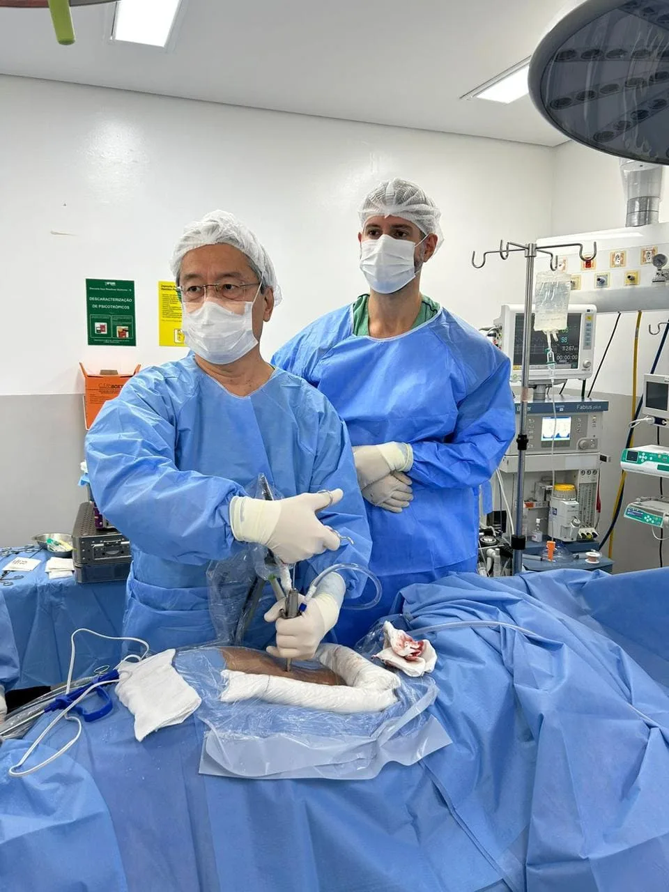 Doutor René Kusabara - Cirurgião de Coluna Itaim Bibi Doutor René Kusabara - Cirurgião de Coluna Itaim Bibi